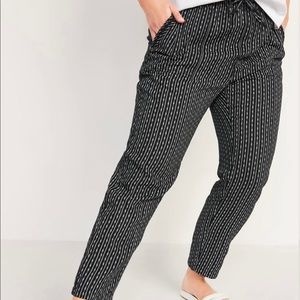 High Waisted Textured Twill Utility Ankle Pants